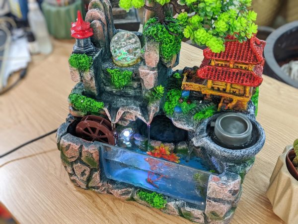 thác nước mini để bàn