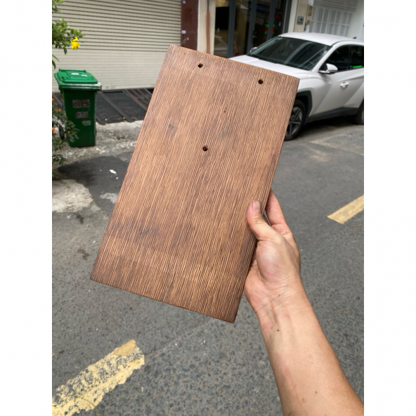 Kệ gỗ treo tường để máy tính hoặc tượng trang trí 33.5cm - ảnh 3