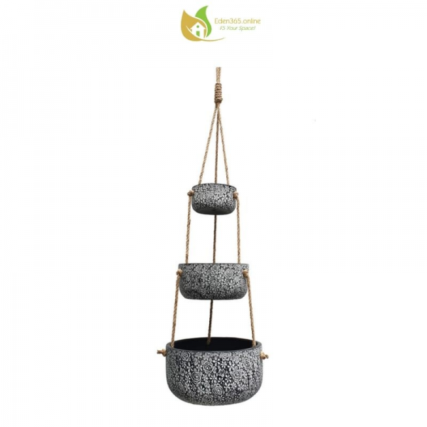 Chậu gốm treo họa tiết ren hoa hồng màu xám trắng - cận cảnh