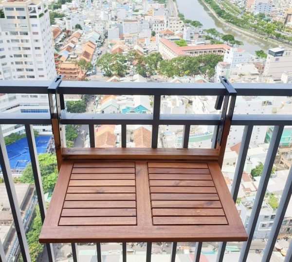 Bàn bar ban công gỗ tràm chuyên dùng ngoài trời gắn lan can